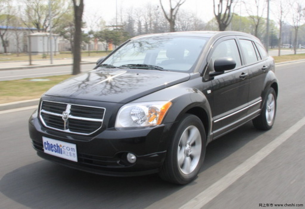 酷搏 试驾道奇酷搏图片