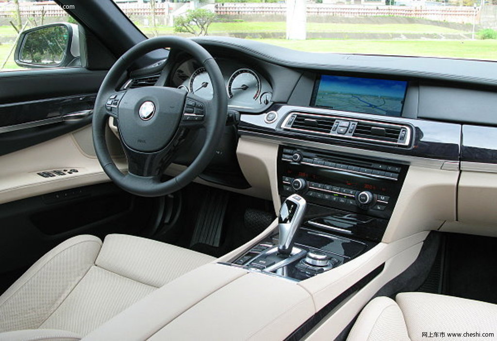 宝马7系 2009款 730li 3.0l豪华型内饰中控图片(8/27)_网上车市