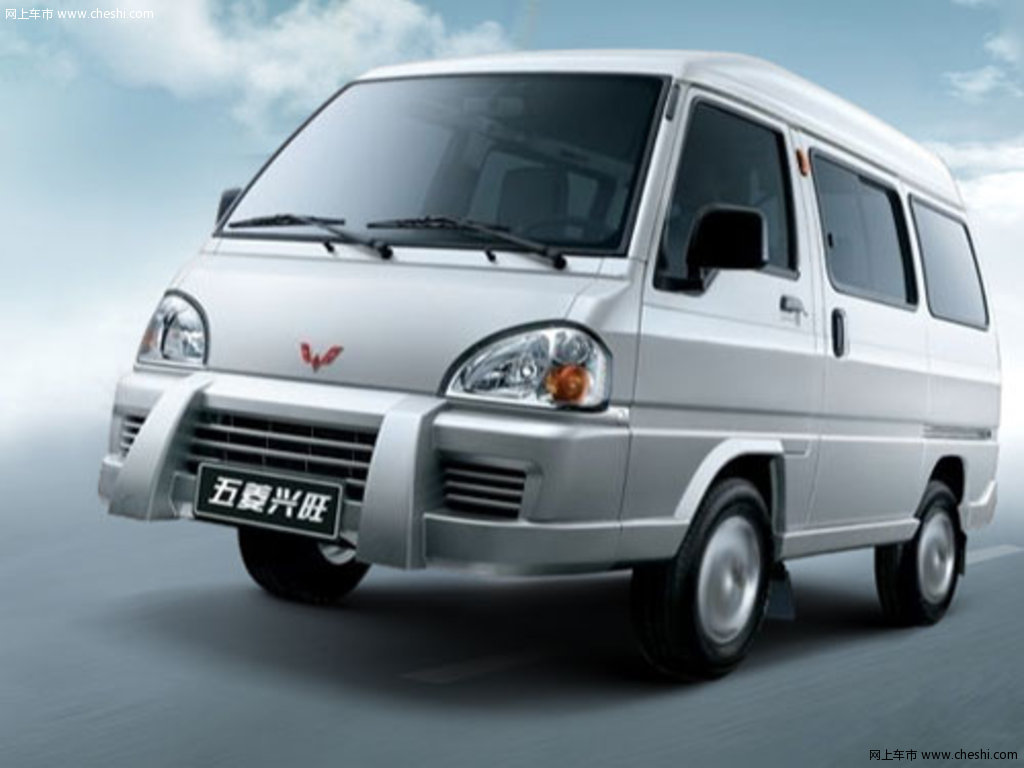 五菱兴旺继电器位置图 五菱兴旺油泵保险在哪