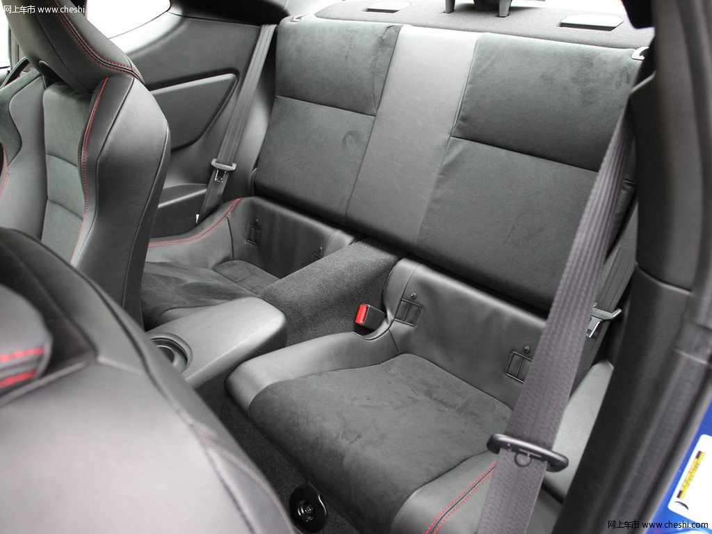 斯巴鲁brz 2013款 斯巴鲁brz图片