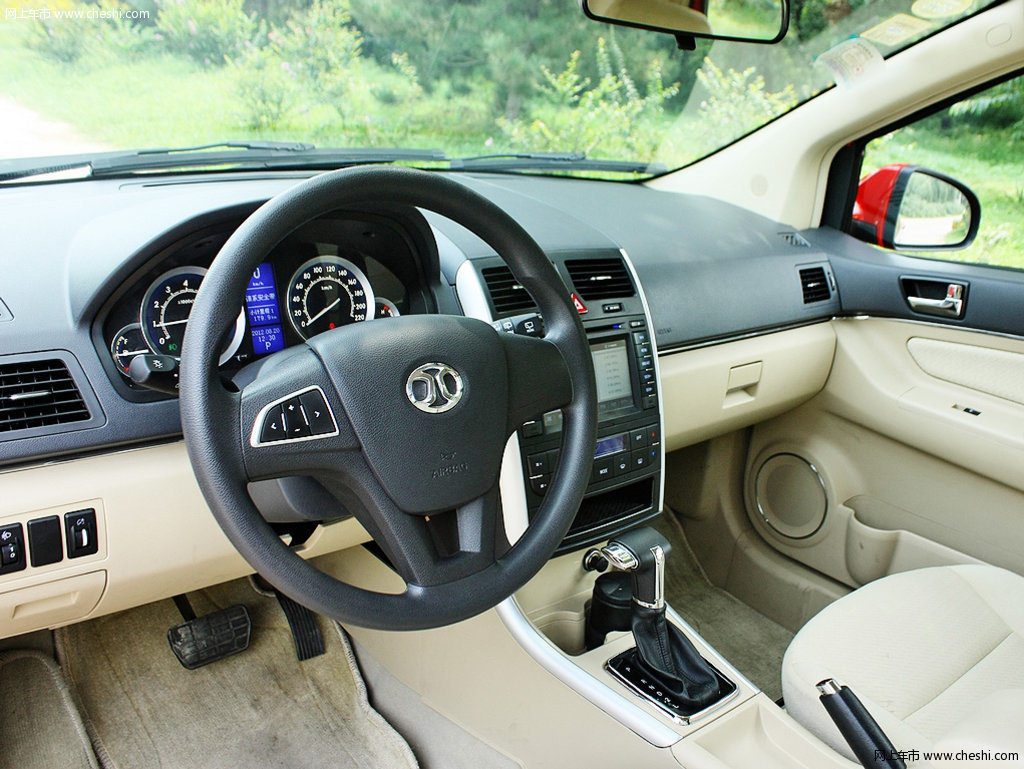 北汽e系列 2012款 北汽e150 乐尚版图片