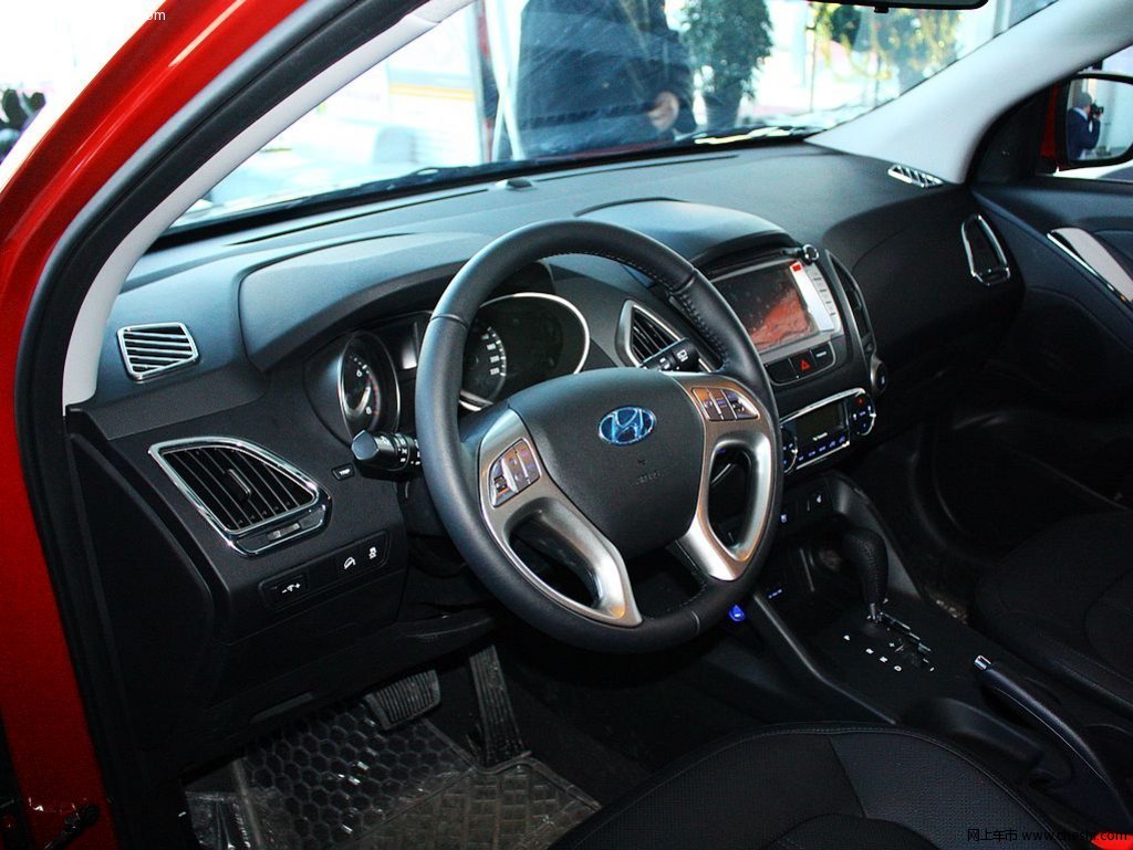 现代ix35 ix35 2.0 gls 2wd at 2012款图片