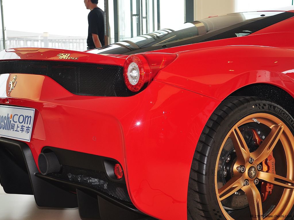 法拉利458 45l dct speciale 2014款图片