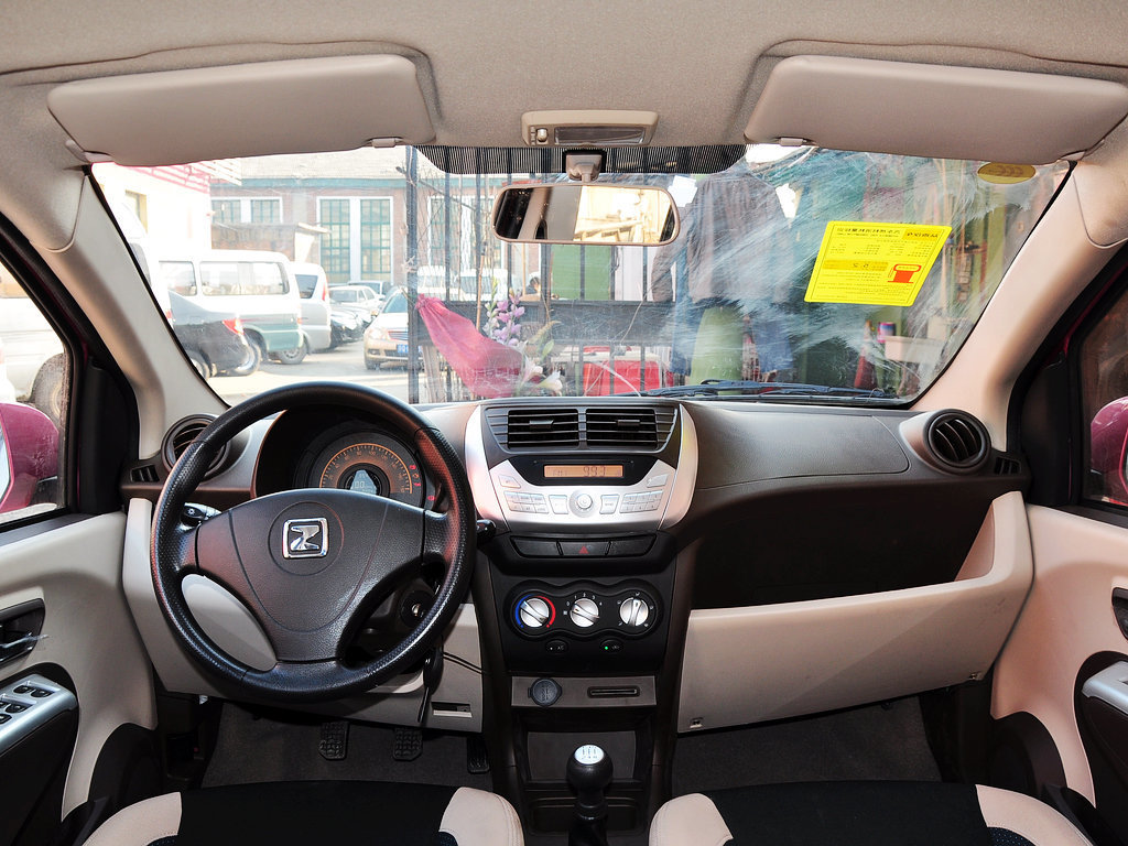 众泰z100 2013款 z100 1.0l 手动 精英型图片