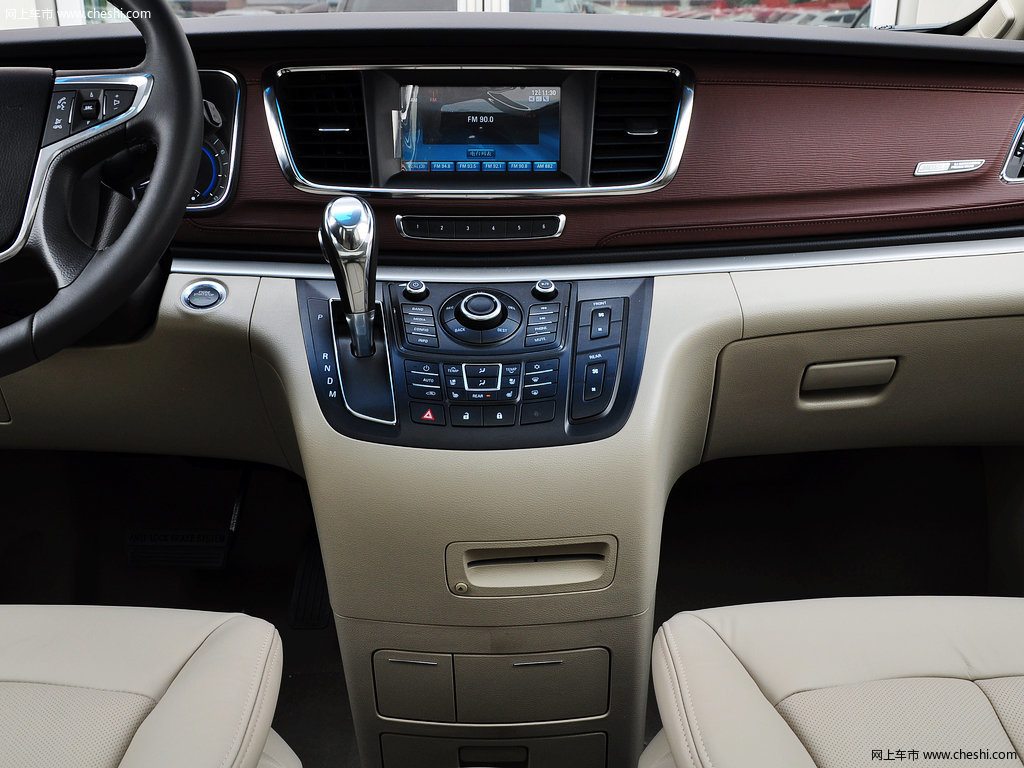 别克gl8 3.0l xt豪华商务旗舰版 2014款图片