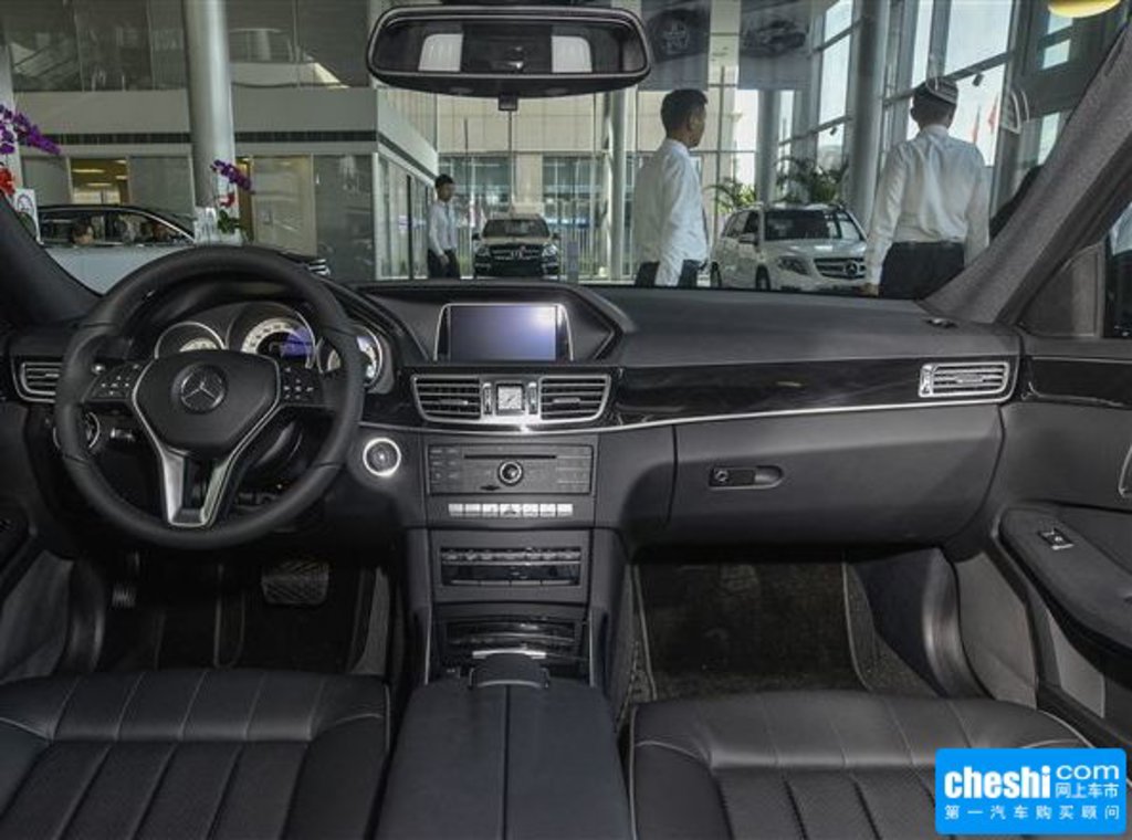 奔驰e级 2015款 e180l运动型内饰中控图片(22/38)_网上车市