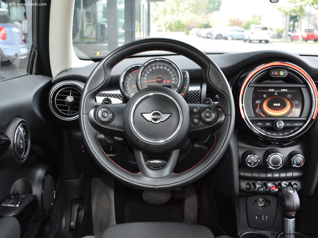 mini 2016款 2.0t coopers内饰中控图片(2/37)_网上车市