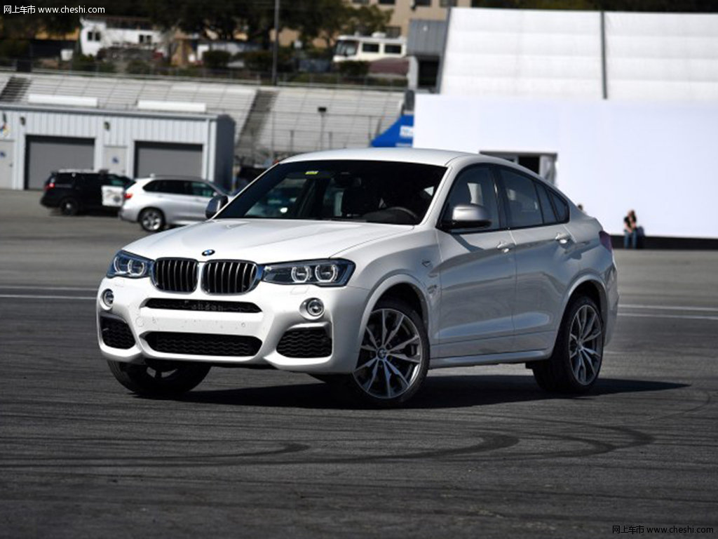 支持键盘翻页 ←左 右→             宝马x42016款  m40i