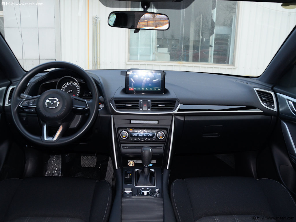 马自达cx-4 图片