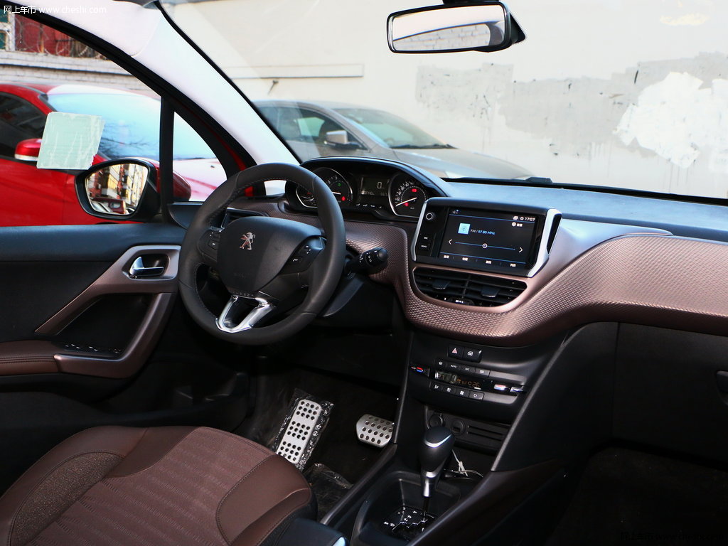 标致2008内饰中控图片(137/195)_网上车市