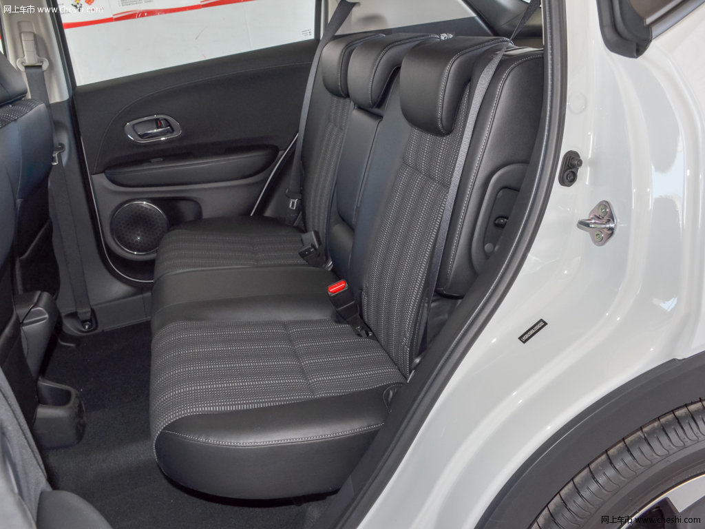 缤智2017款 1.8lcvt两驱豪华型座椅空间图片(2/19)_网上车市