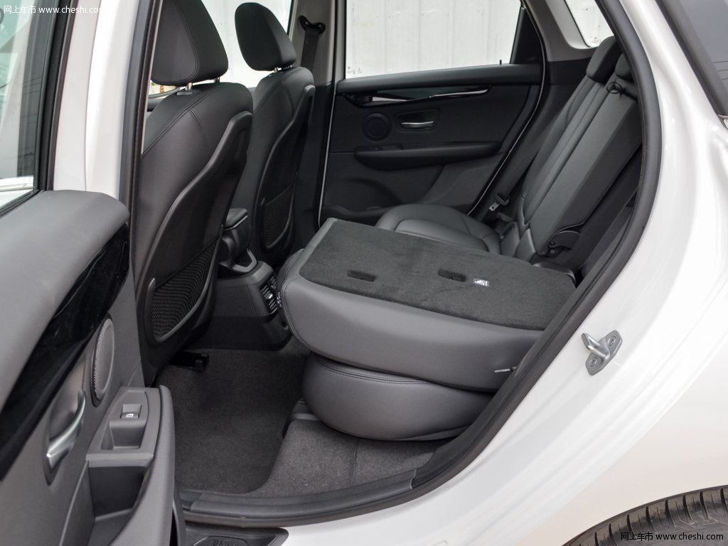 宝马2系旅行车 2018款 218i领先型座椅空间图片(20/23)_网上车市