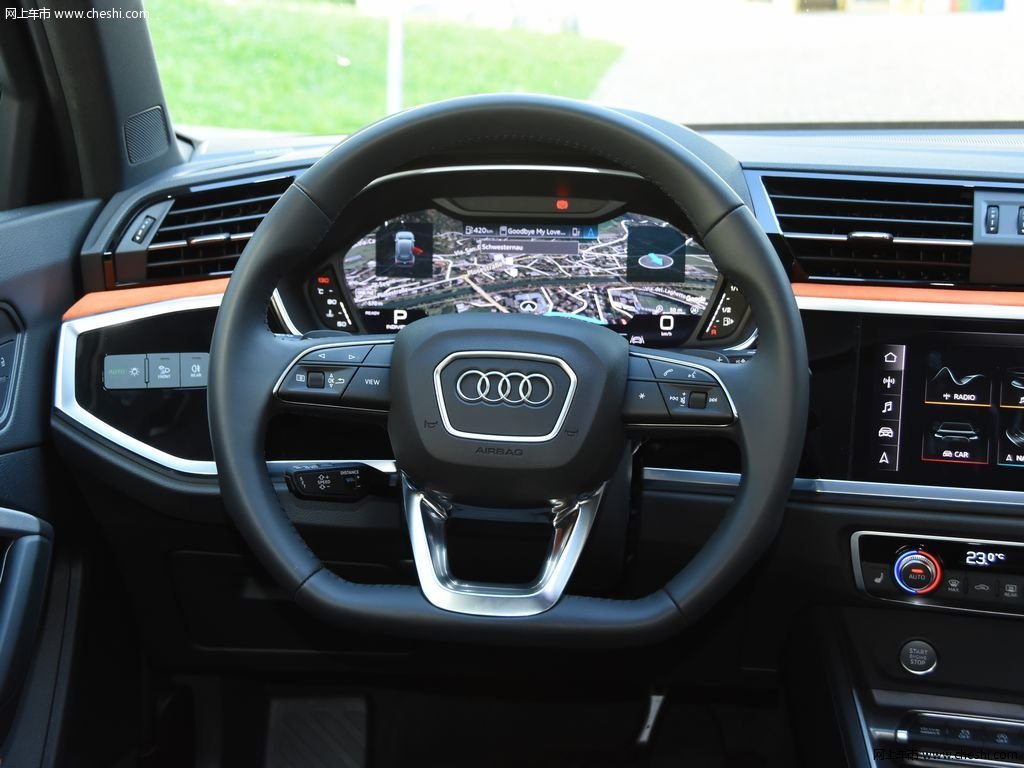 萨摩亚橙奥迪q3(进口) 2019款 基本型内饰中控图片(2/40)_网上车市