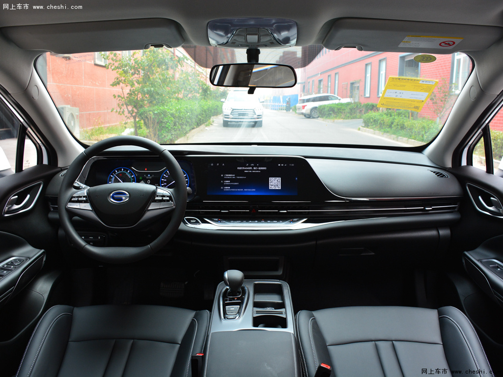 汽车图片 广汽埃安 aion s(埃安s) 2019款 魅 530  黑色 内饰中控 (1