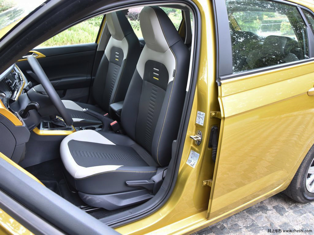 灰色polo 2019款 plus 1.