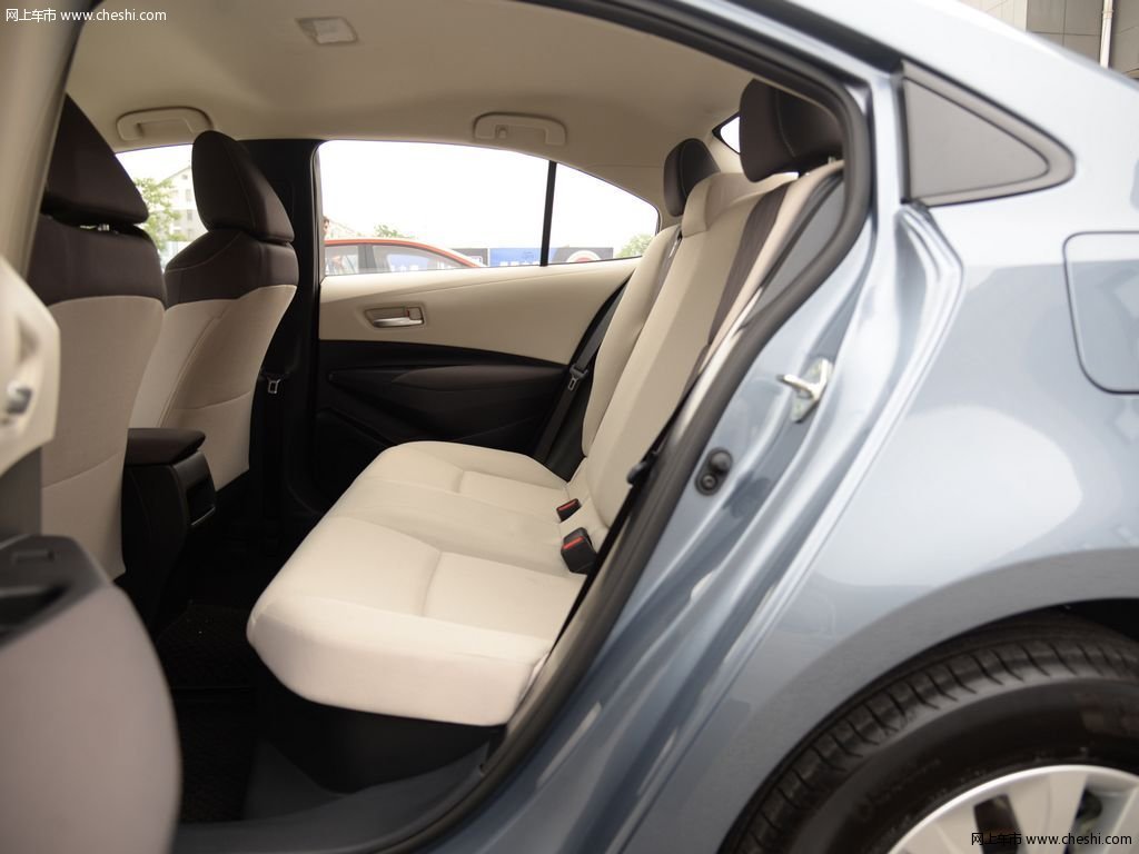 米色卡罗拉 2019款 1.