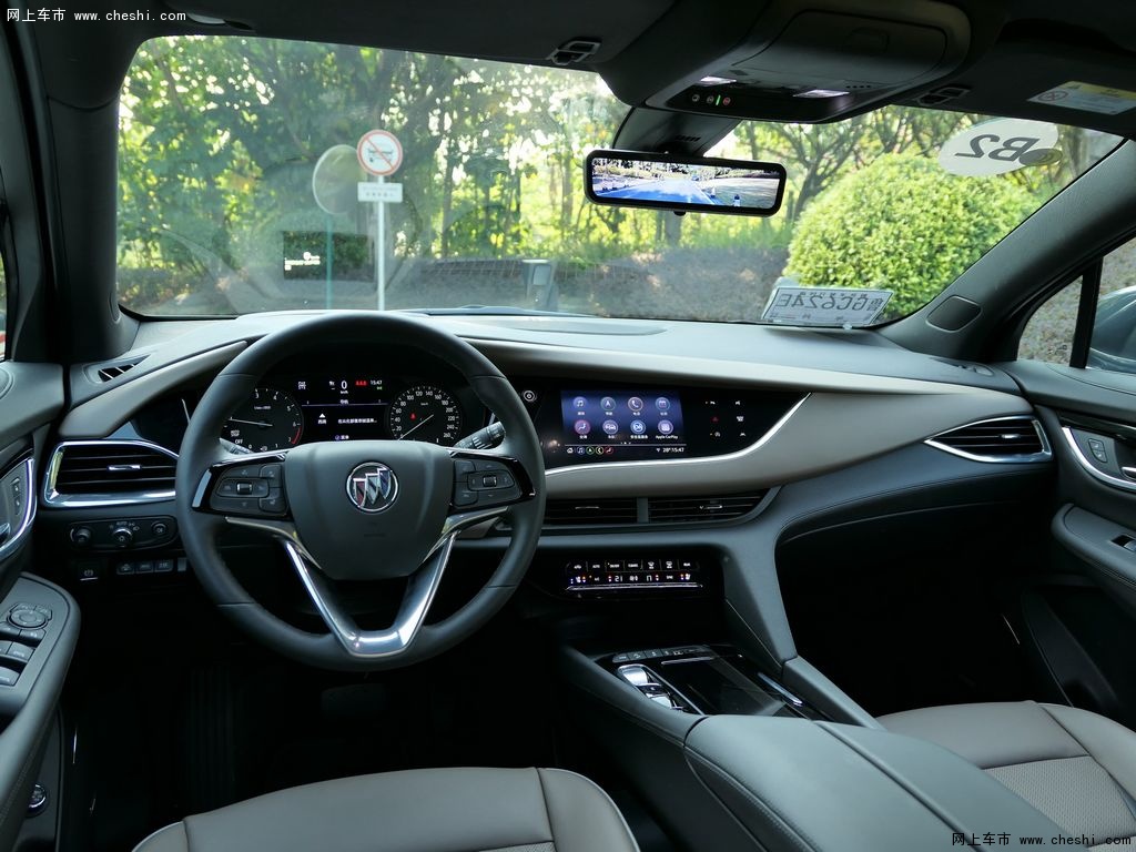 汽车图片 别克 昂科旗 2020款 28t 两驱豪华型  米色 内饰中控 (26/69