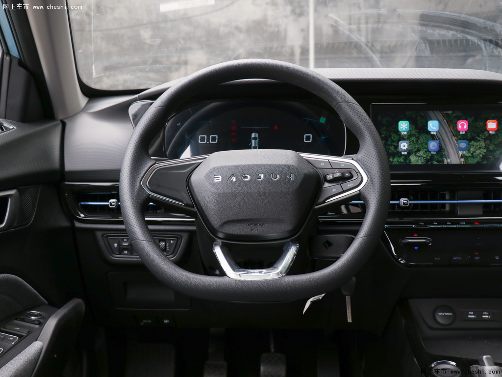 新宝骏rc-6 图片