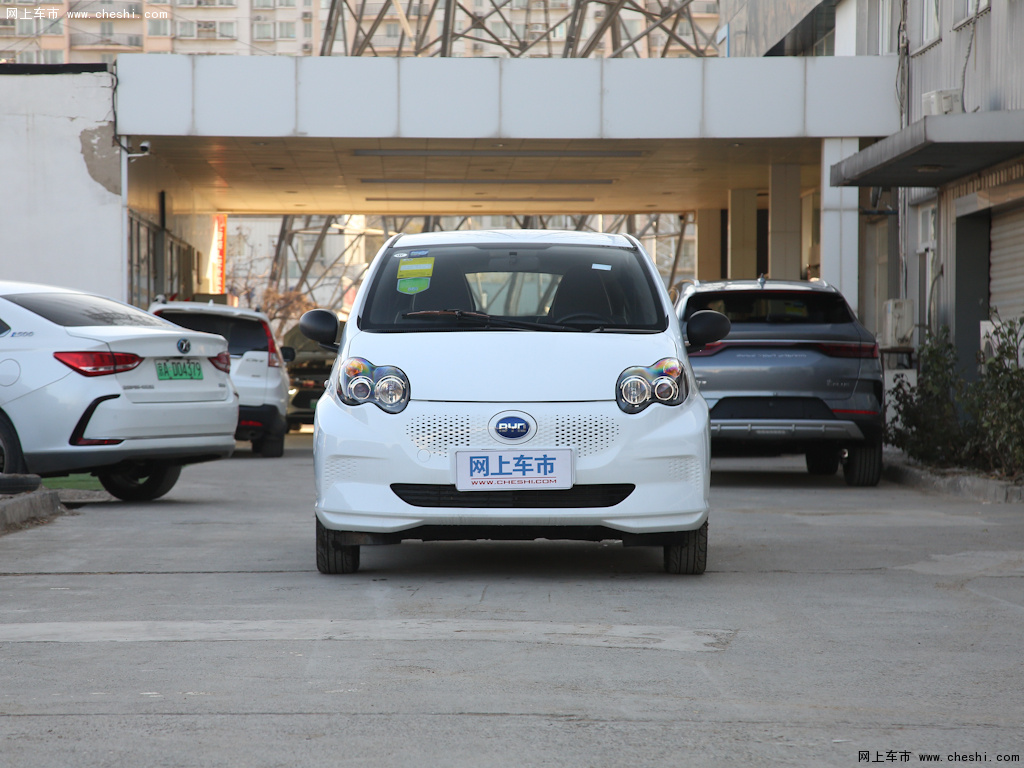 提示:支持键盘翻页 ←左 右→             比亚迪e12020款  智·舒适