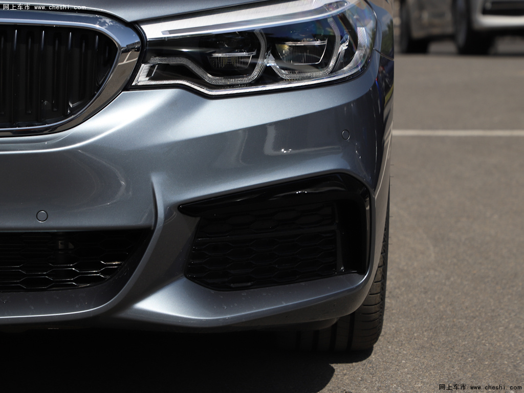 支持键盘翻页 ←左 右→             宝马5系(进口)2020款 540i 风尚