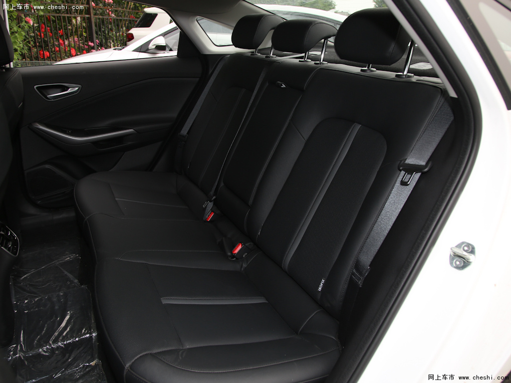 汽车图片 现代 菲斯塔纯电动 2020款 glx 智捷版  座椅空间 (2/16)