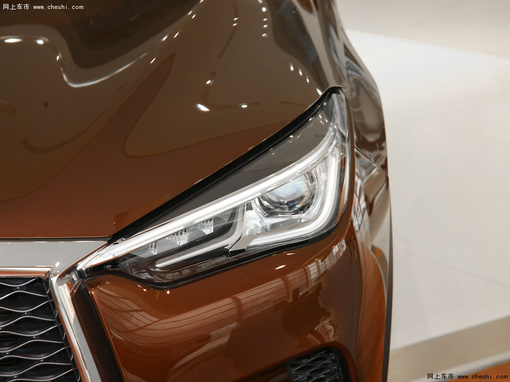 流金棕英菲尼迪qx50 2020款 2.