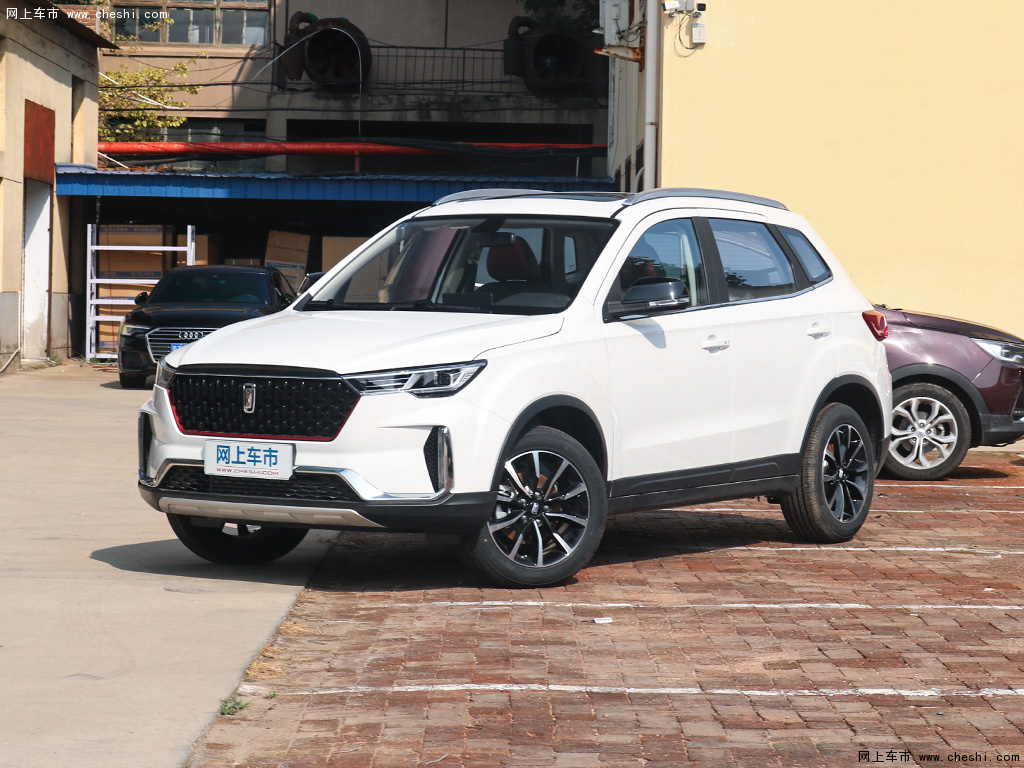 奔腾t33报价及图片(奔腾t33自动挡多少钱)