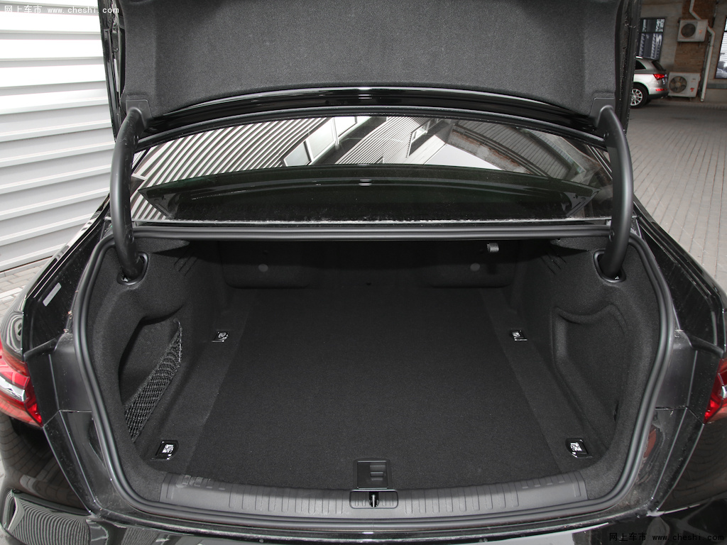 提示:支持键盘翻页 ←左 右→             奥迪a6l2021款 45 tfsi