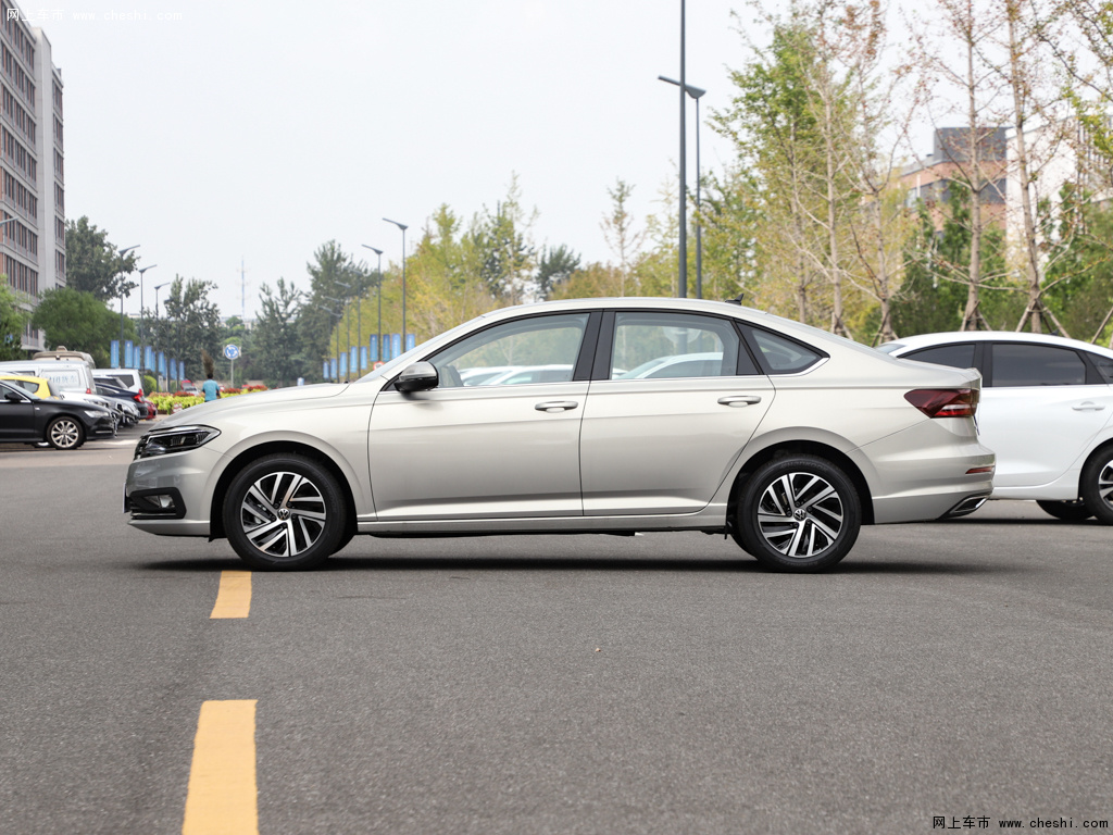 返回标准尺寸提示:支持键盘翻页 ←左 右→             朗逸2021款