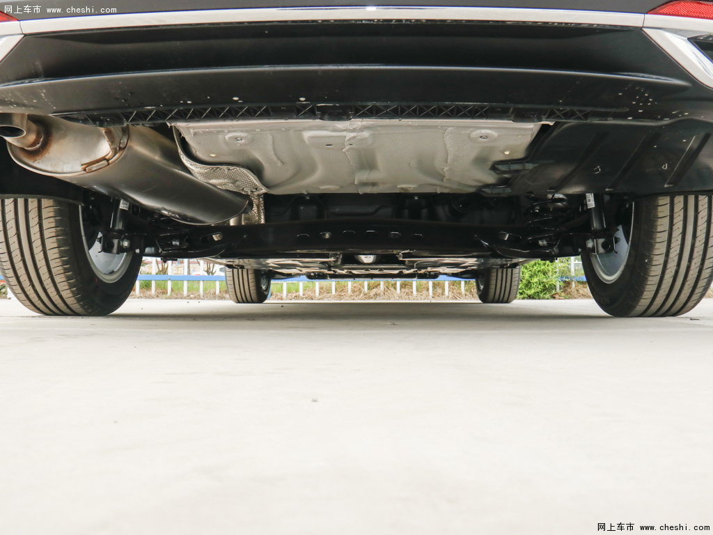 提示:支持键盘翻页 ←左 右→             宝来2021款 1.