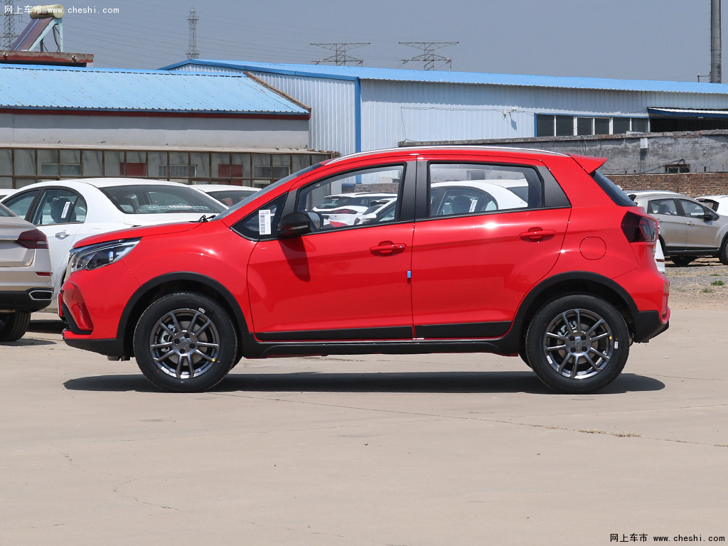 汽车图片 吉利 远景x3 2021款 pro 1.5l cvt尊贵型  2021 pro 1.