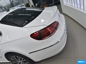 一汽-大众  3.0FSI 车辆尾部特写