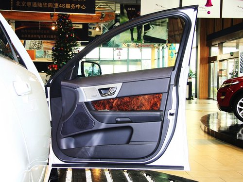 捷豹xf 2.0t at 右前车门正视图