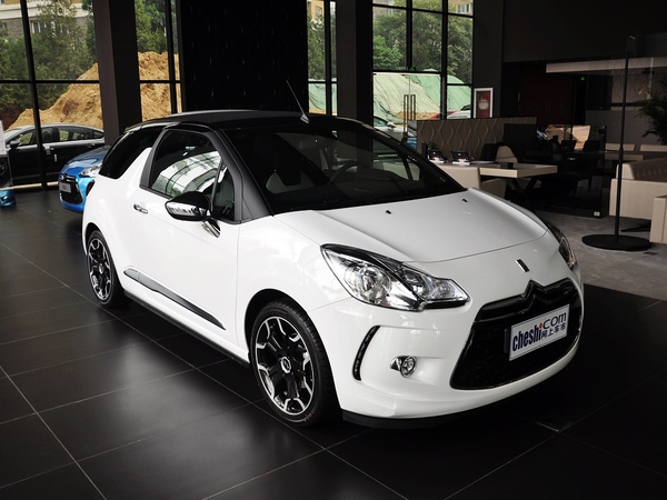 DS（进口）  1.6L 自动