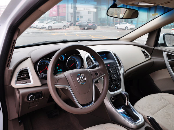 别克英朗全系直降26万年底提前放量