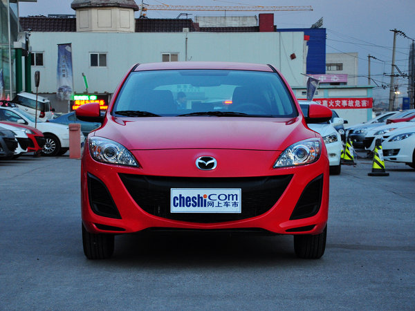 长安马自达  两厢 1.6 手动 车头正面视角