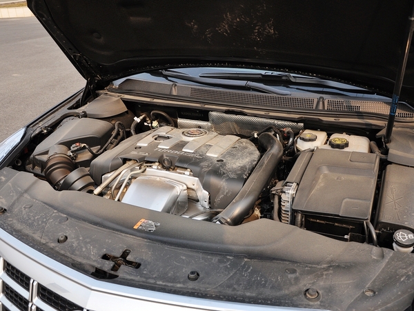 凯迪拉克(国产)  28t 发动机主体特写