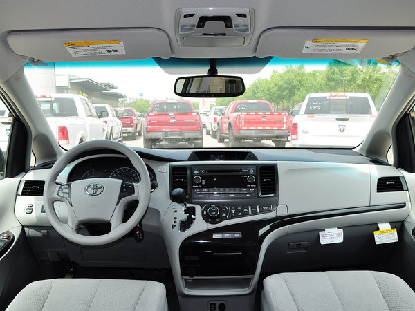 丰田(进口) 3.5l 自动 中控台整体