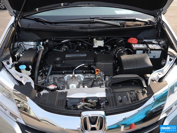 广汽本田  2.4l cvt 发动机局部特写