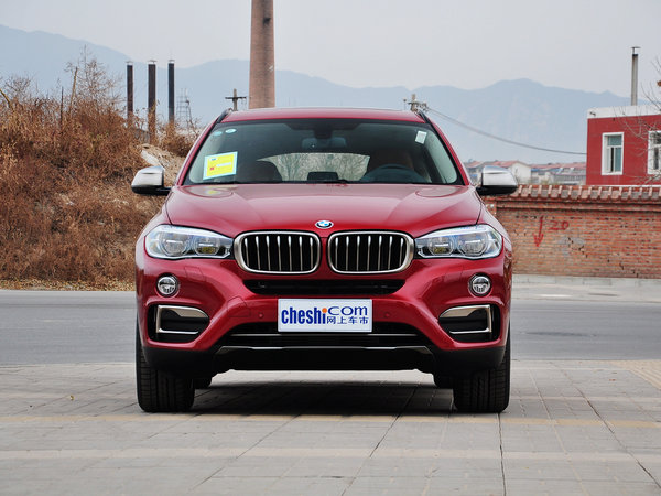 宝马(进口)  xdrive35i 车头正面视角
