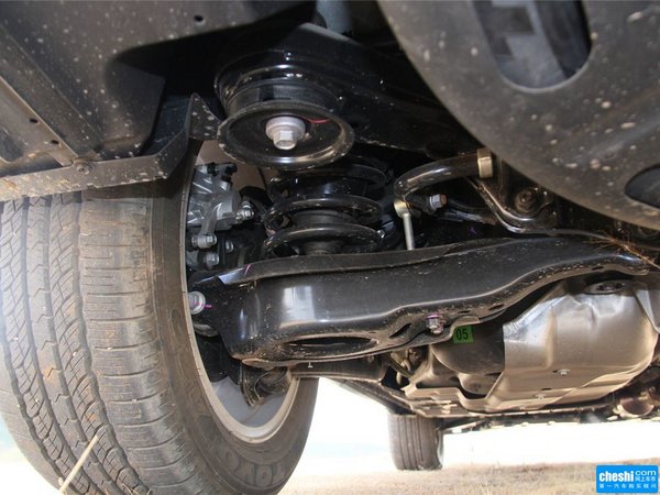5l 后悬架特写