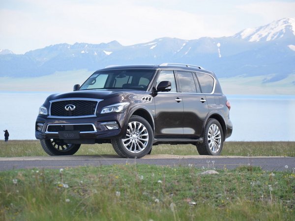 英菲尼迪qx80售1198万价格竞争新gls