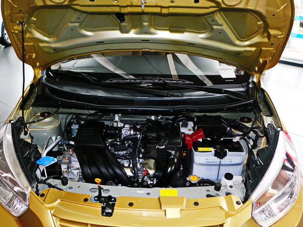 东风日产-启辰 1.2l 发动机舱