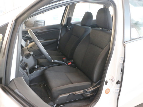 本田飞度最高优惠04万降价竞争致炫