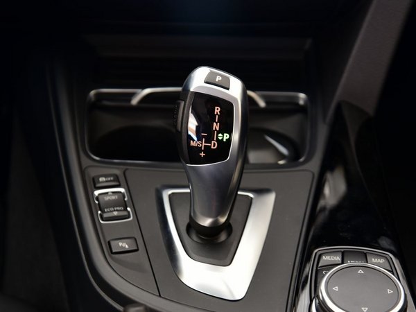 78万 竞争奥迪a4l