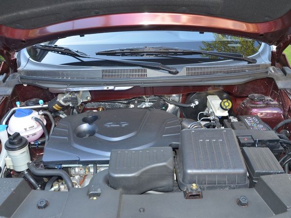 开瑞1.5l 发动机舱