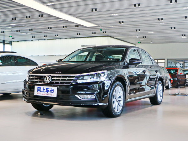 上汽大眾 330tsi 左前正45度