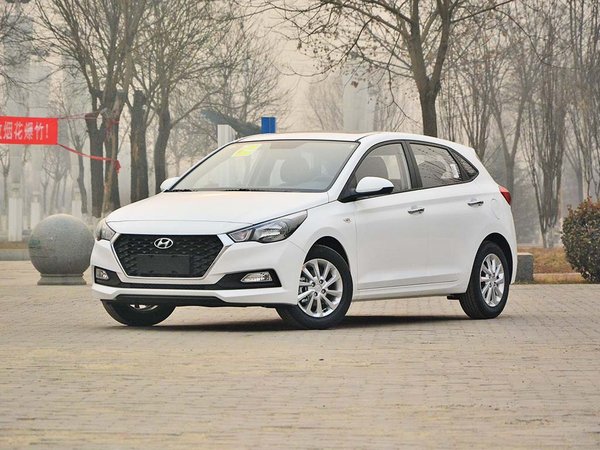 北京现代  1.4l 左前正45度