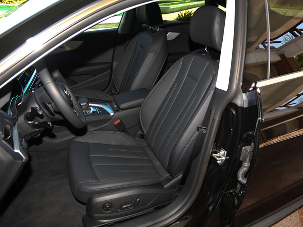 奥迪(进口)  sportback 45 tfsi 前排座椅