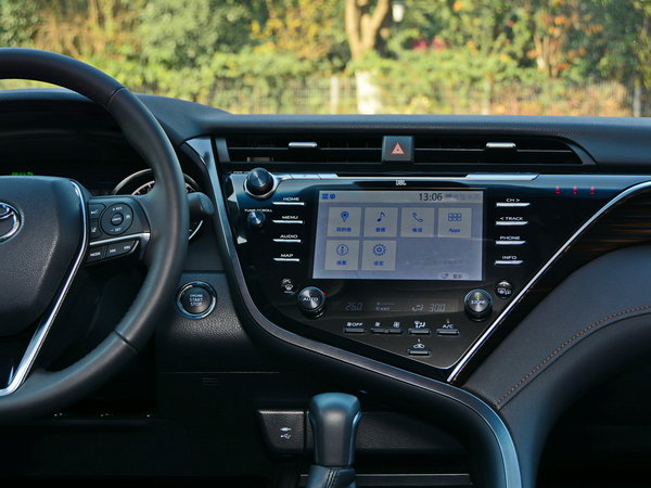 依旧可以成为经典第八代凯美瑞颠覆了所有感观